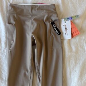By Gottex Peach Skin Leggings in Taupe size XS capri